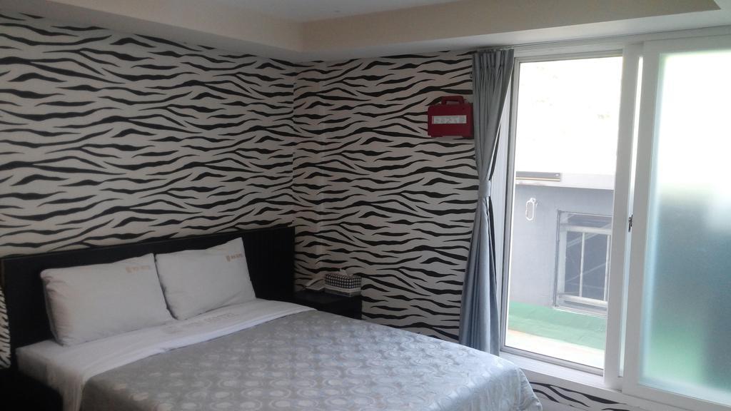 Geoje Win Hotel Pokoj fotografie